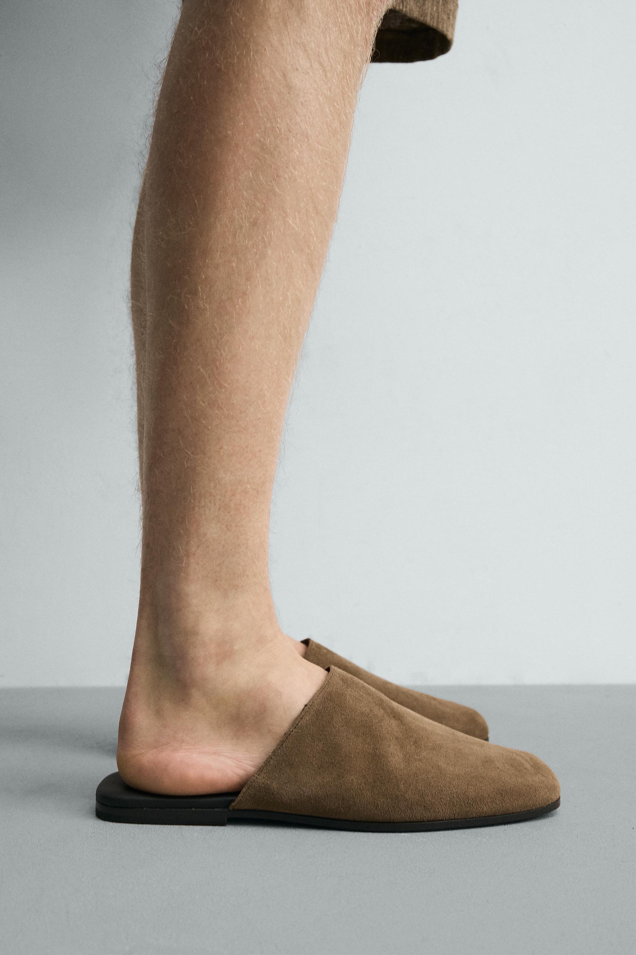 LEATHER CLOGS